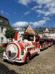 Bild Straßenbahn Saarbrug